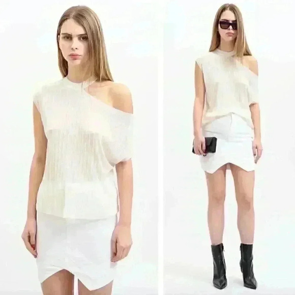 NEW RtA Axel Cold Shoulder Distressed Bone White Tee Streetwear Clubbing Party - Picture 1 of 6